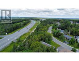 47 Grandy Avenue thumbnail 36