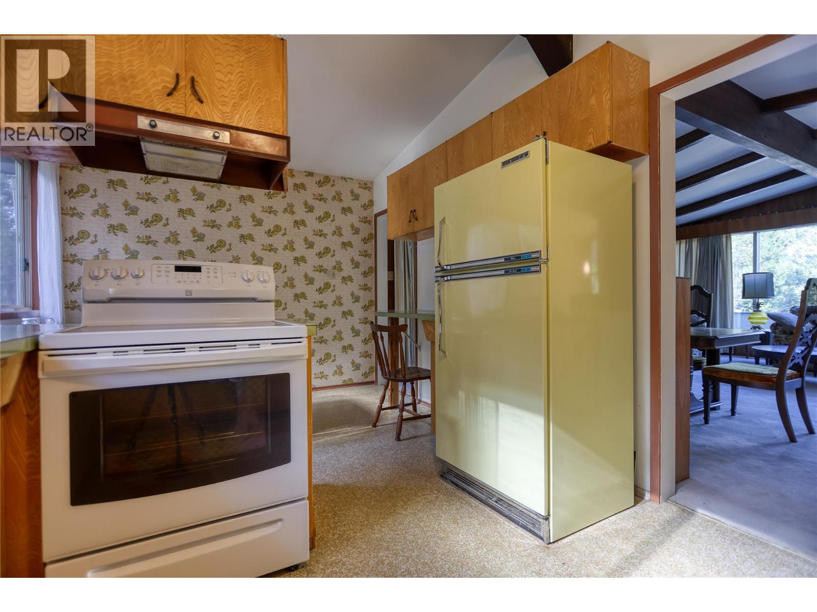 3110 1st Avenue, Castlegar