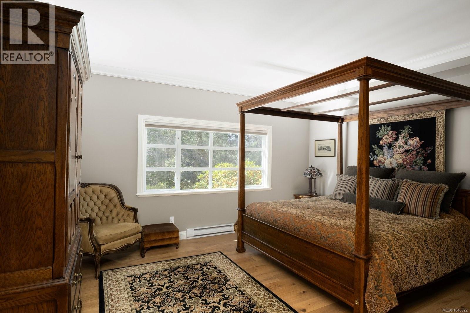203 2277 Oak Bay Avenue, Oak Bay