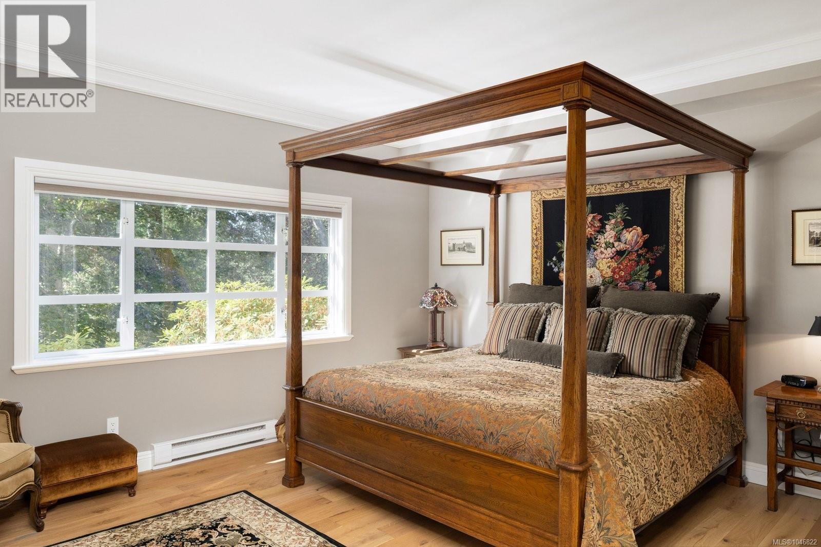 203 2277 Oak Bay Avenue, Oak Bay