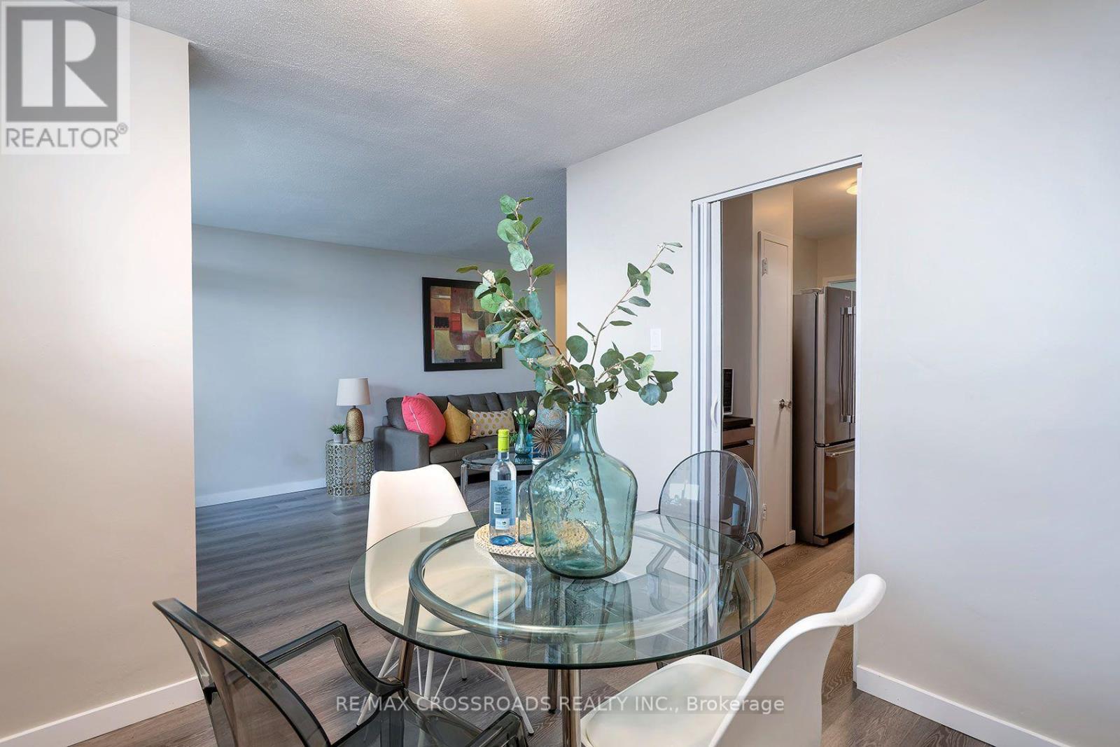 #906 1350 YORK MILLS ROAD - 21