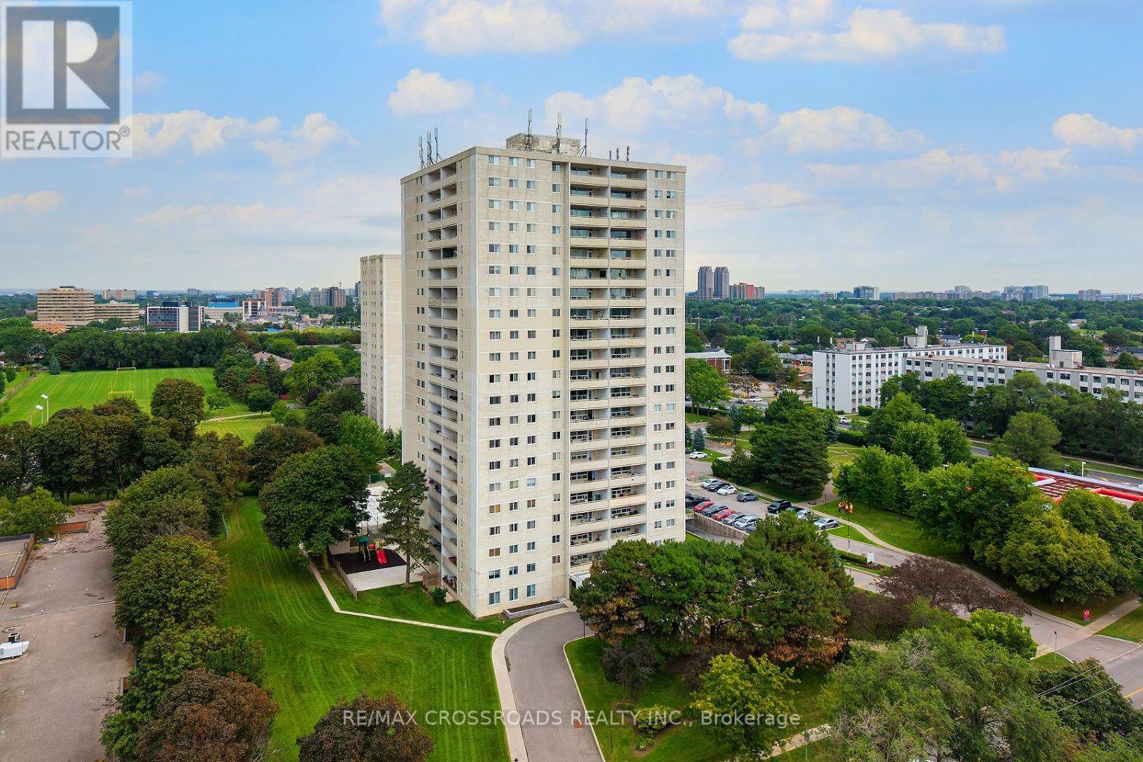 #906 1350 YORK MILLS ROAD - 3