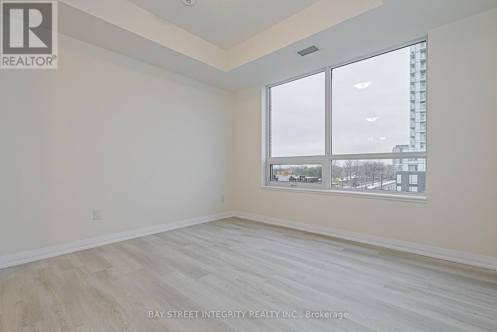 #710 3260 SHEPPARD AVENUE E - 11