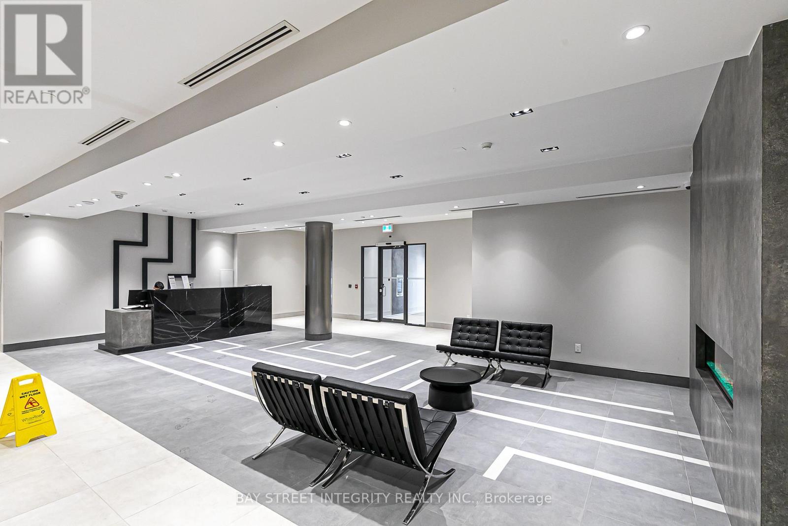 #710 3260 SHEPPARD AVENUE E - 6