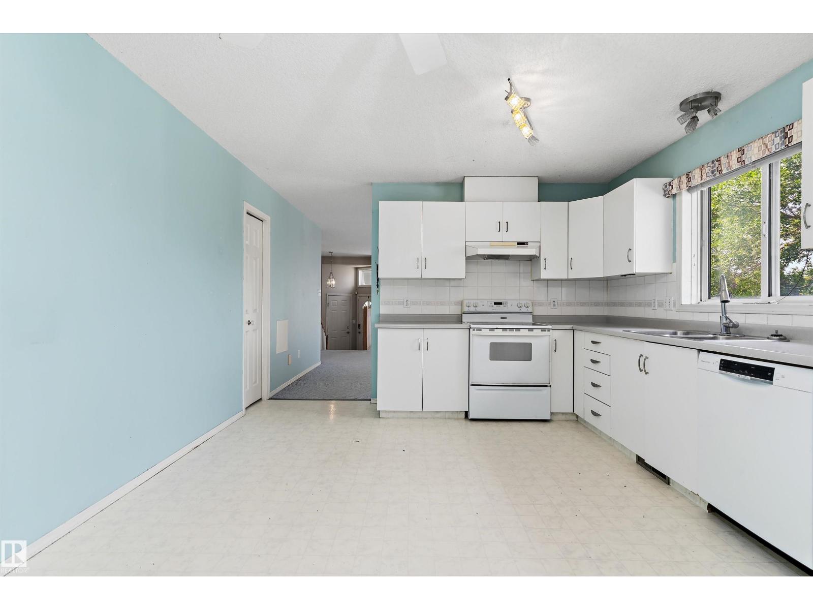 851 112A Street NW - Photo 14