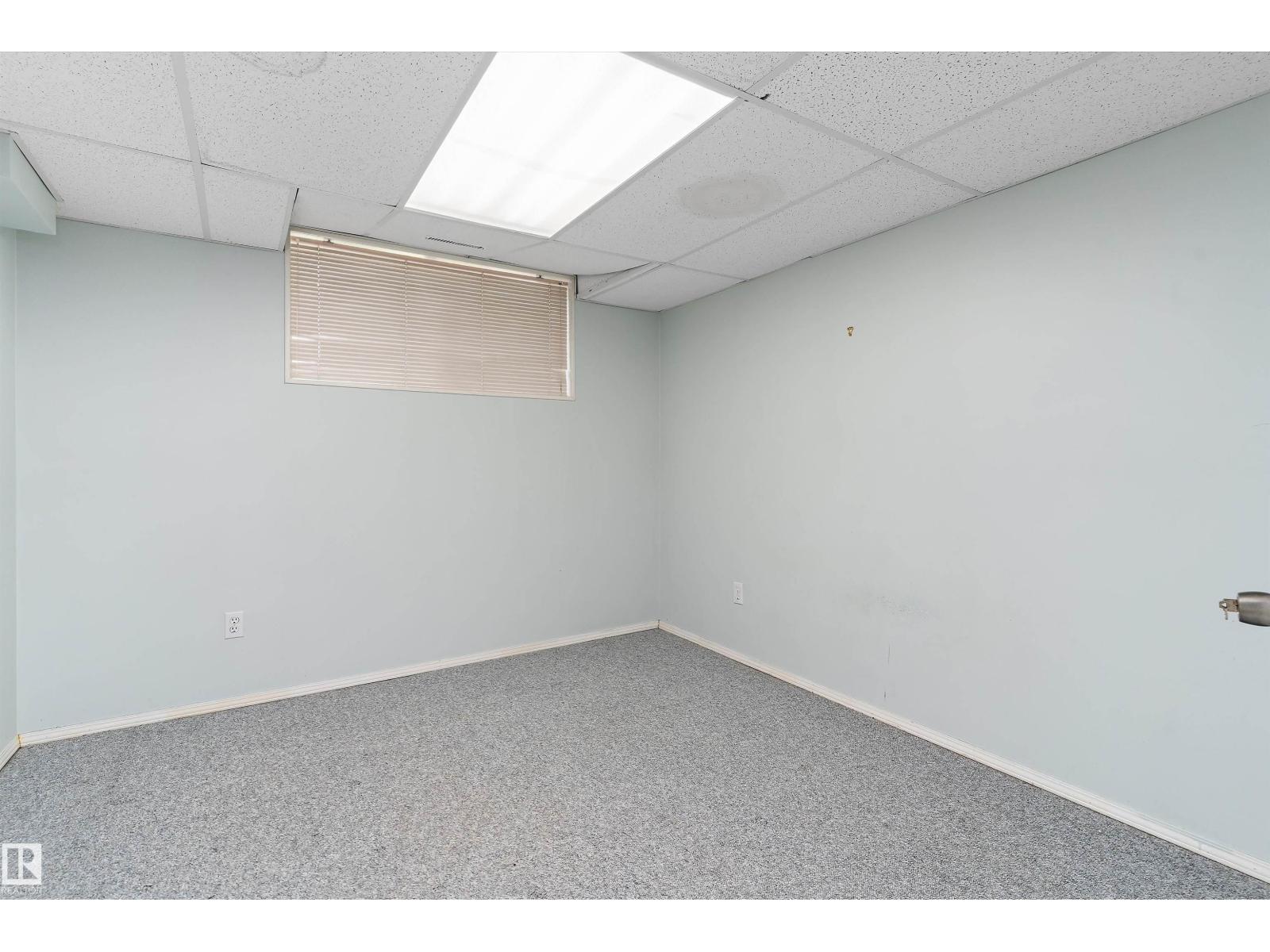 851 112A Street NW - Photo 29