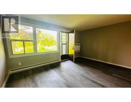 9 - 1200 Courtland Avenue E, Kitchener, ON N2C1K7 Photo 6