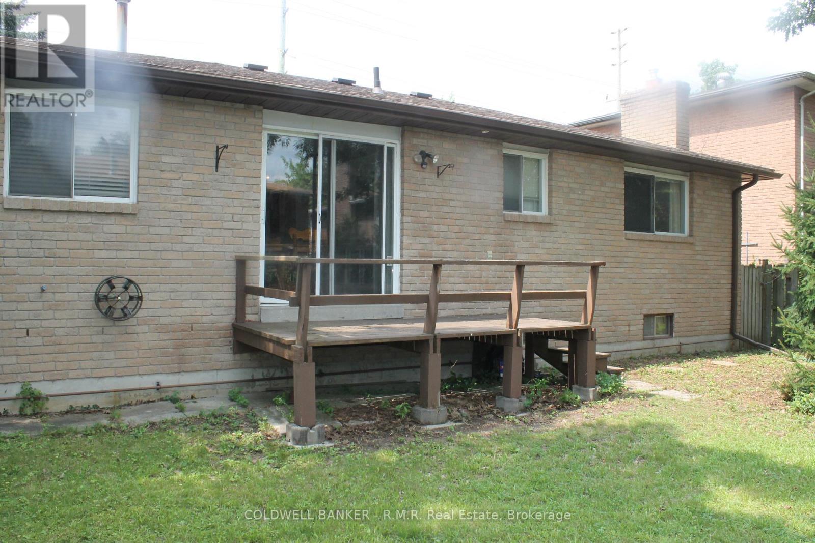291 ANNE STREET N - 31