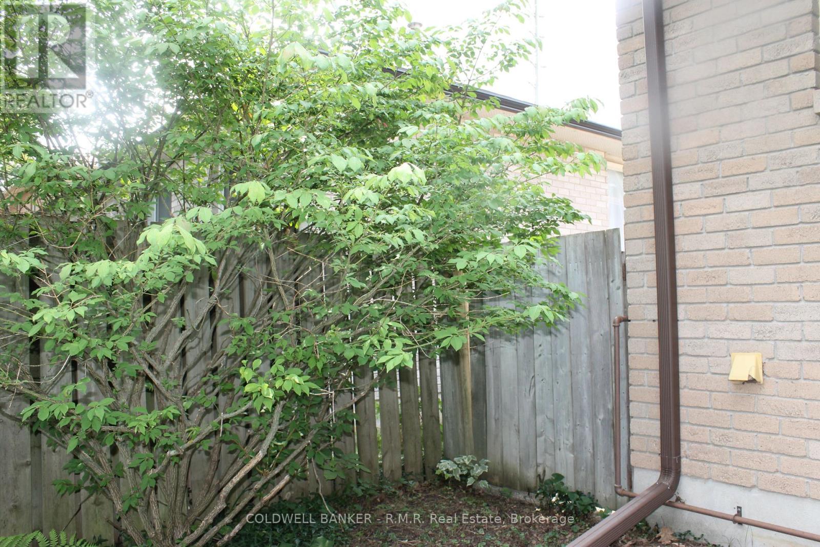 291 ANNE STREET N - Image 32