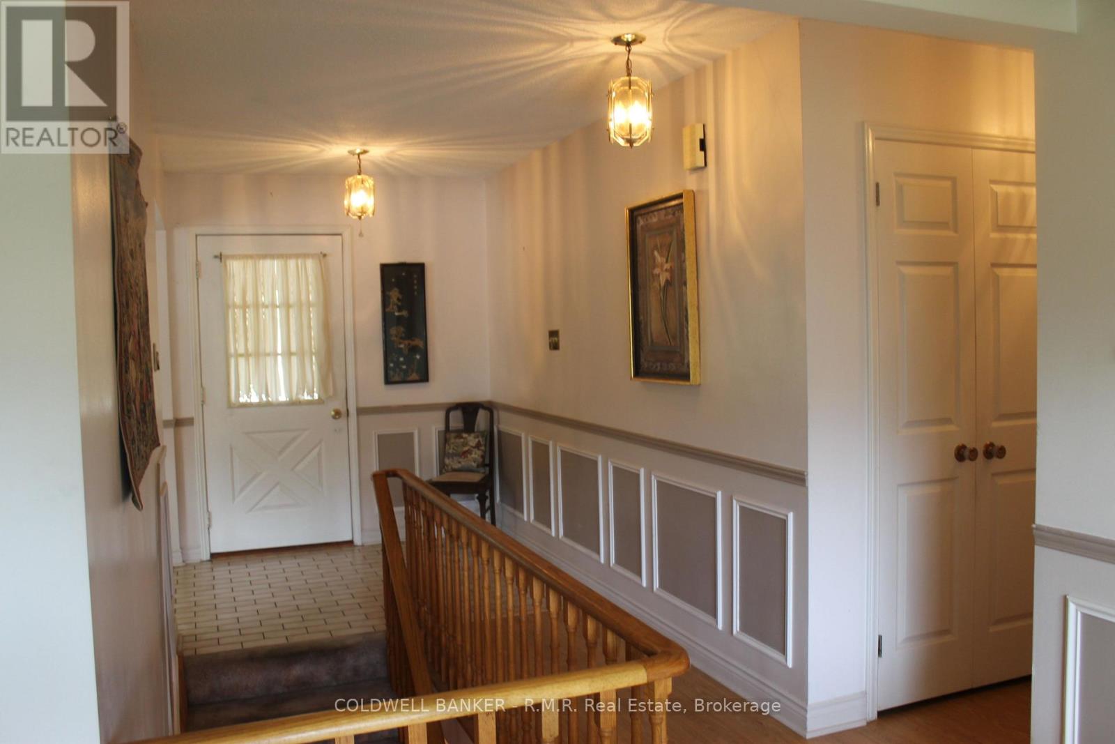 291 ANNE STREET N - Image 9