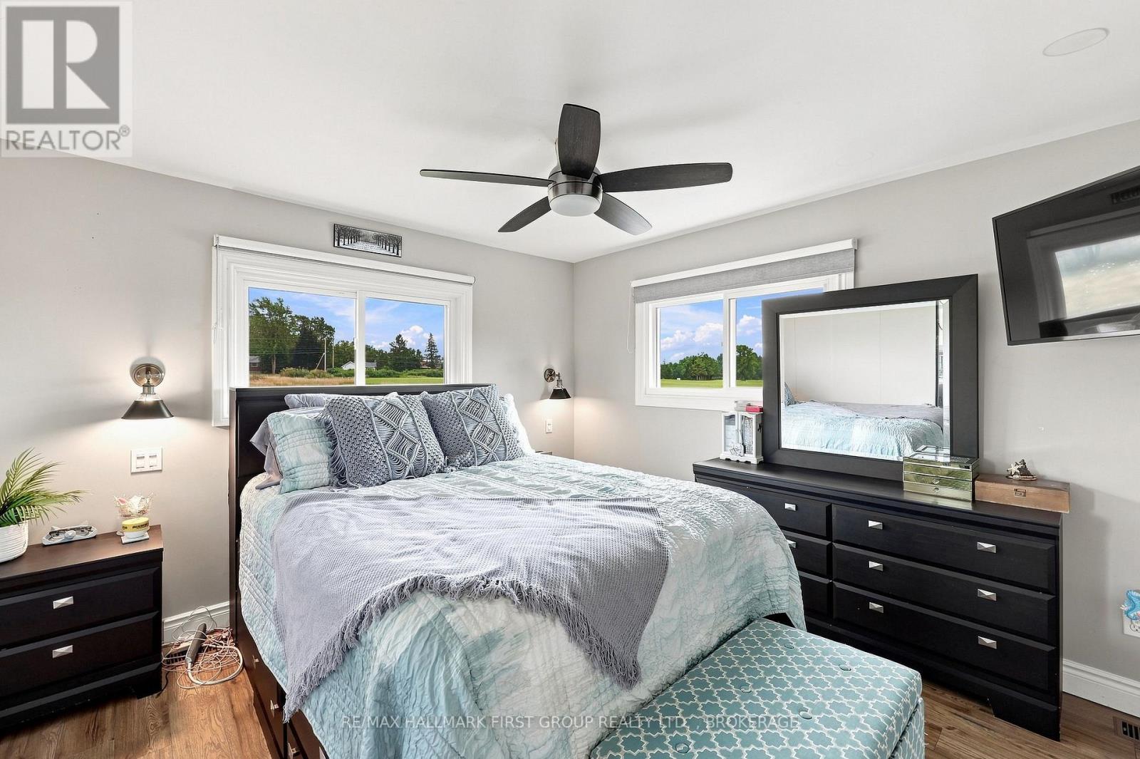 19 SUNSET LANE - 26