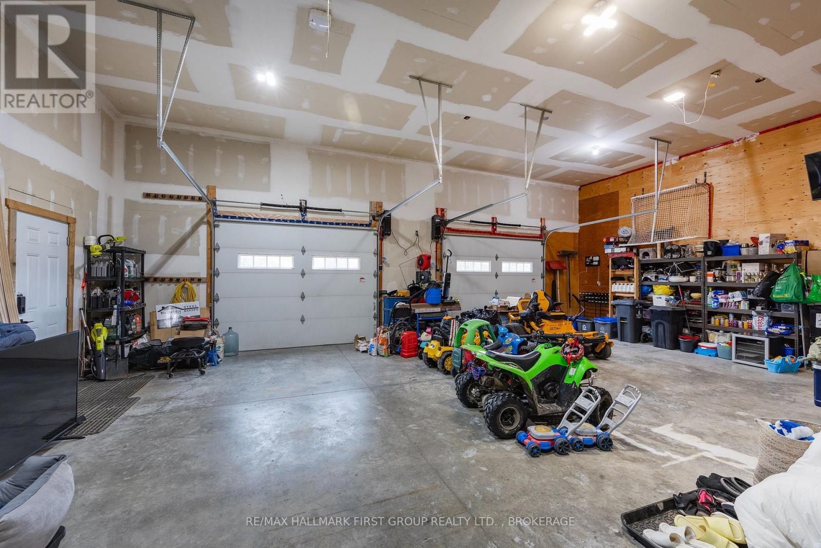 19 SUNSET LANE - 46