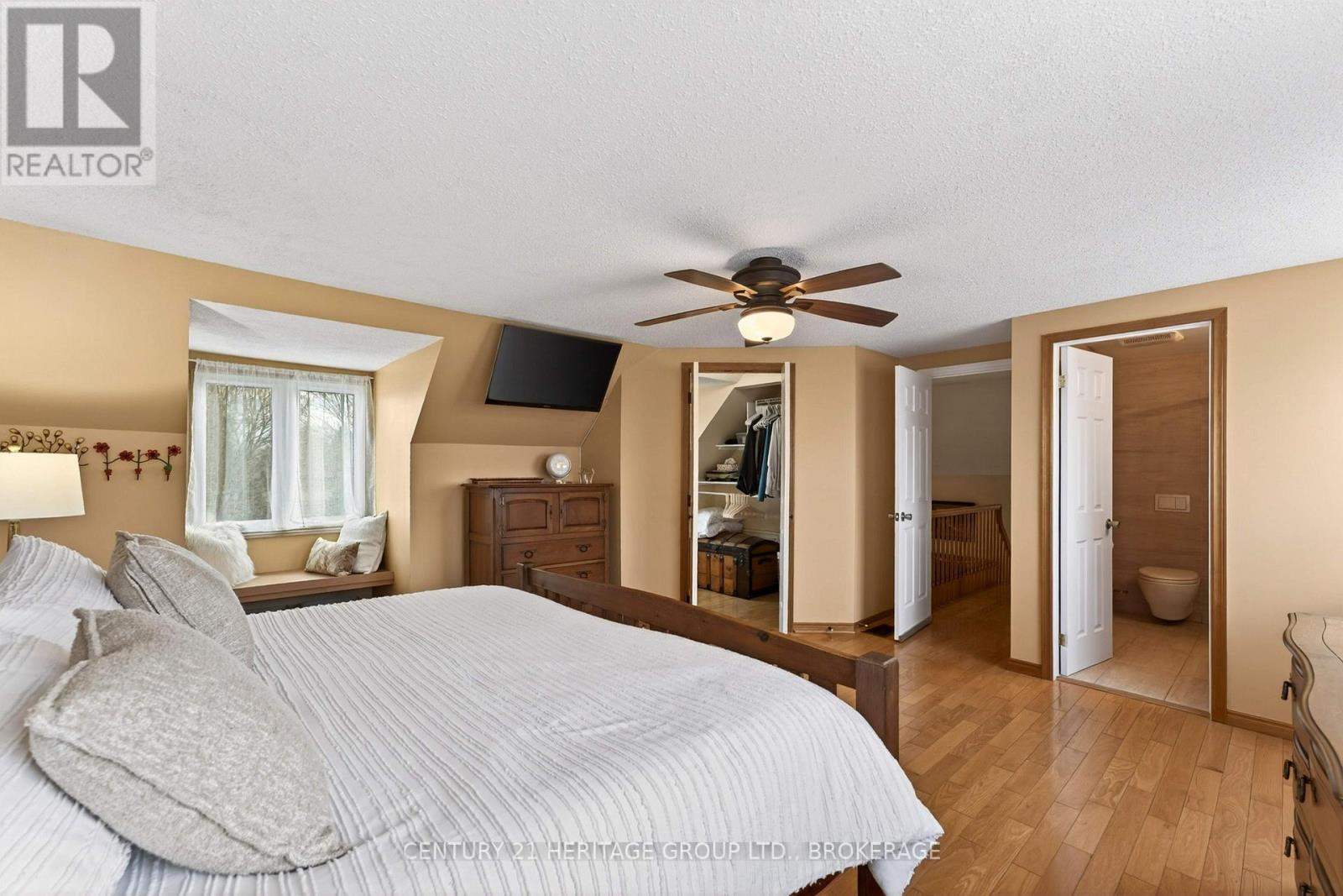 23 OLD OAK ROAD - Image 31