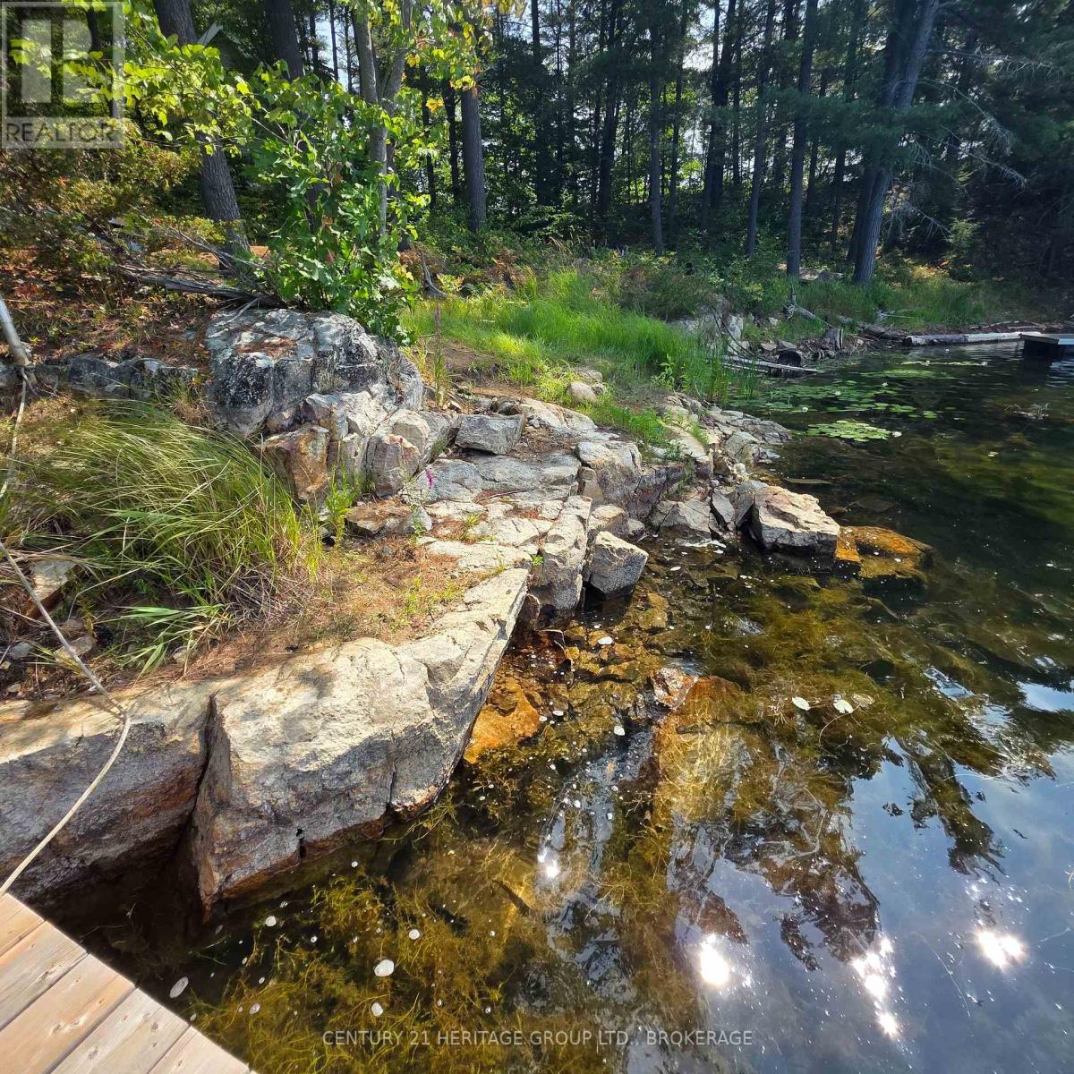1036A TWIN LAKE LANE - Image 16