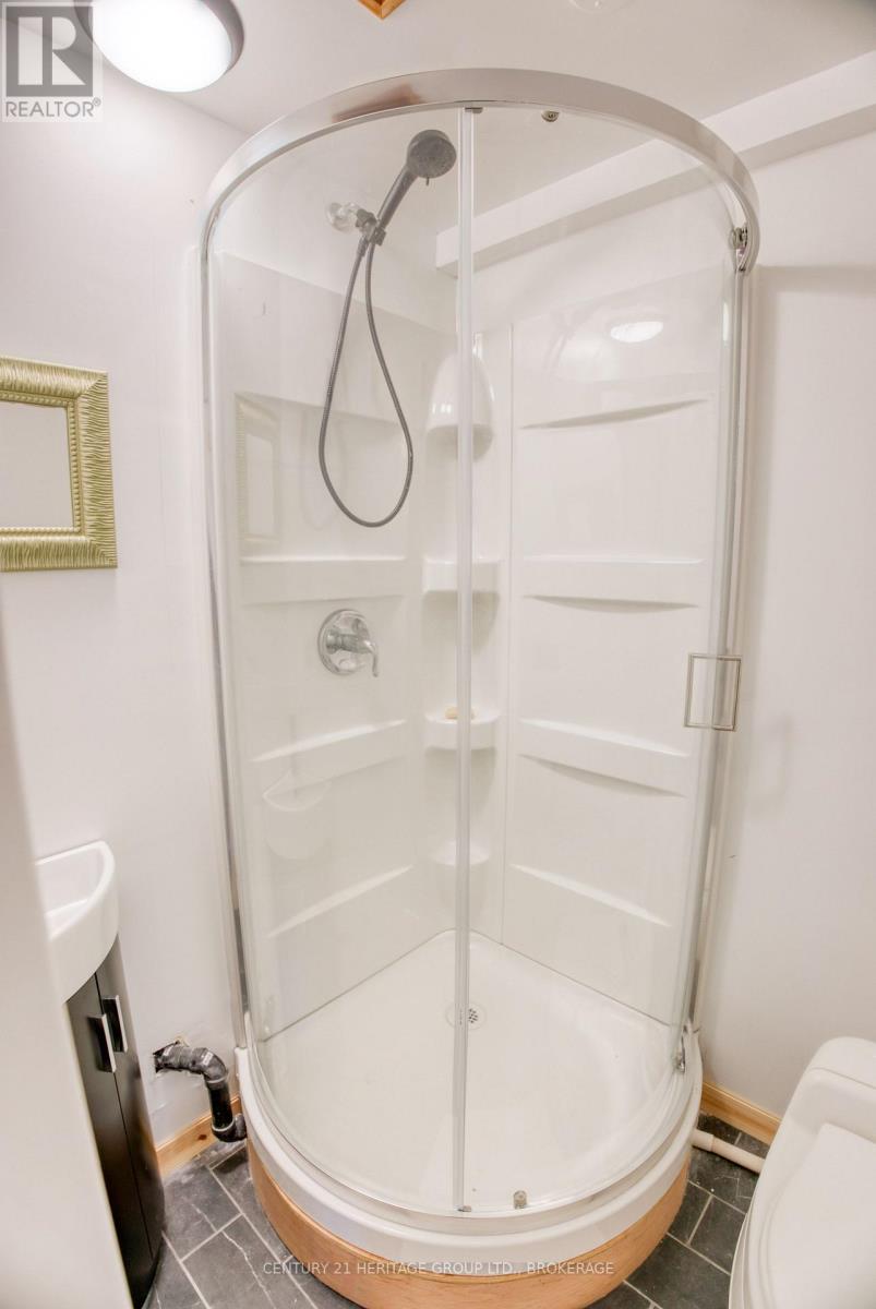 1036A TWIN LAKE LANE - Image 30