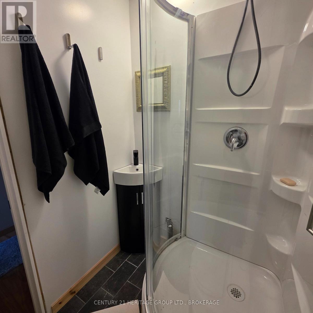 1036A TWIN LAKE LANE - Image 31