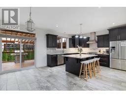Kitchen - 624 Superior Drive, London North, ON N5X0M2 Photo 8