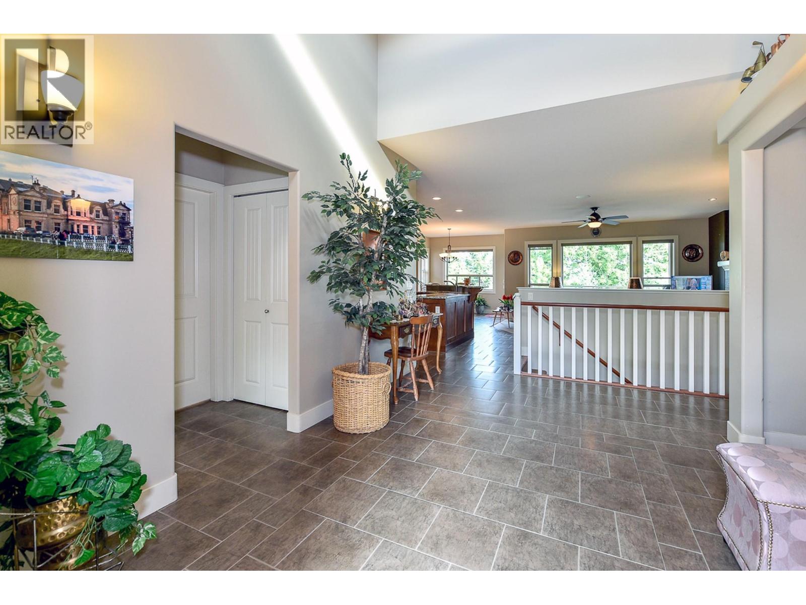 #8 2450 Selkirk Drive - Image 6