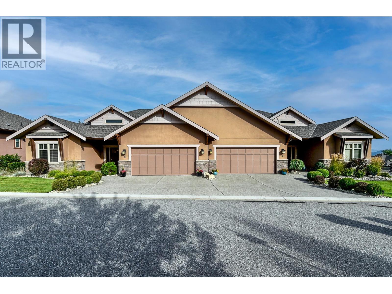 #8 2450 Selkirk Drive - 1