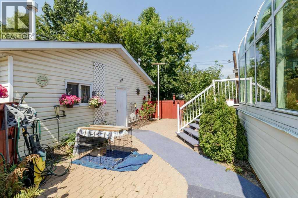 4732 48 Street - Photo 31