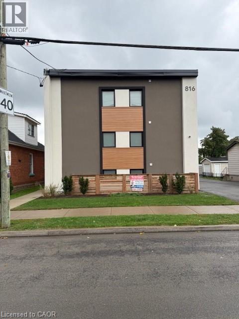 Photo of 816 CONCESSION Street