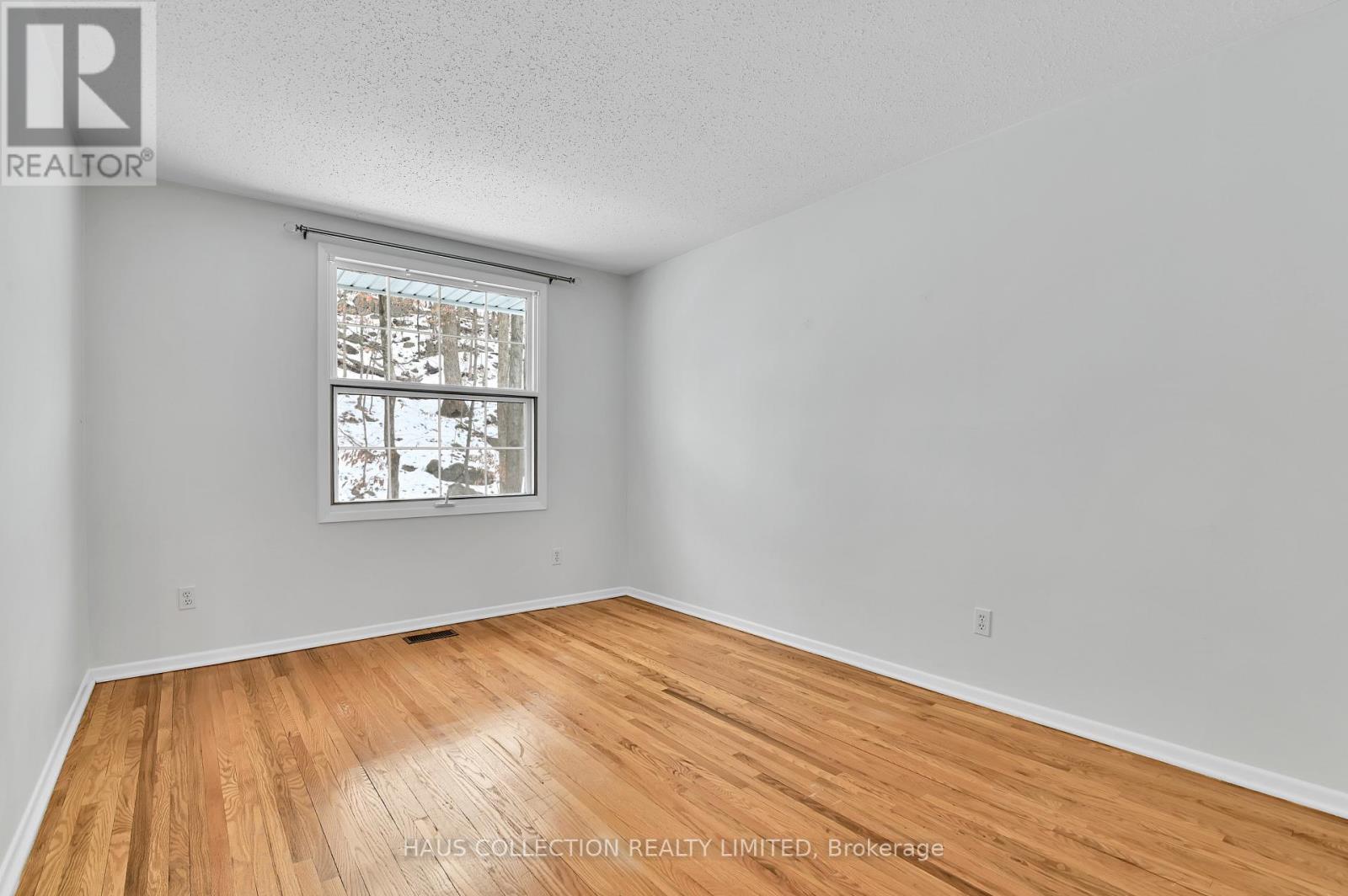 4 Bed, 2 Bath House for Rent in Ottawa – 884 WALKLEY ROAD, Ottawa – MLS# X13672658 - Image 28