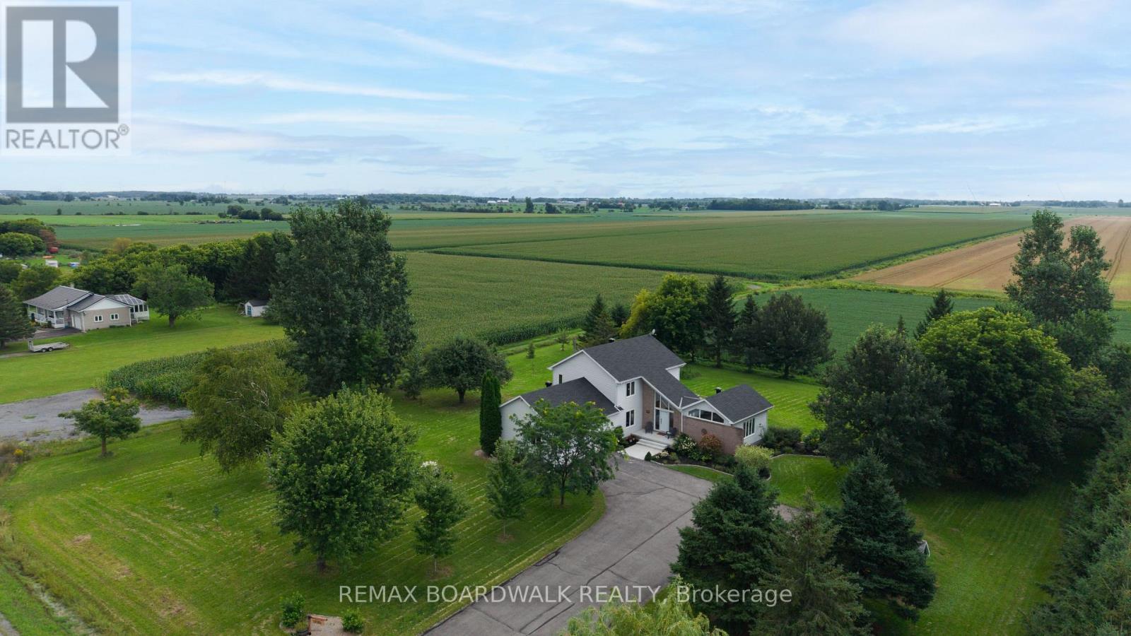 10104 MARIONVILLE ROAD - Image 40