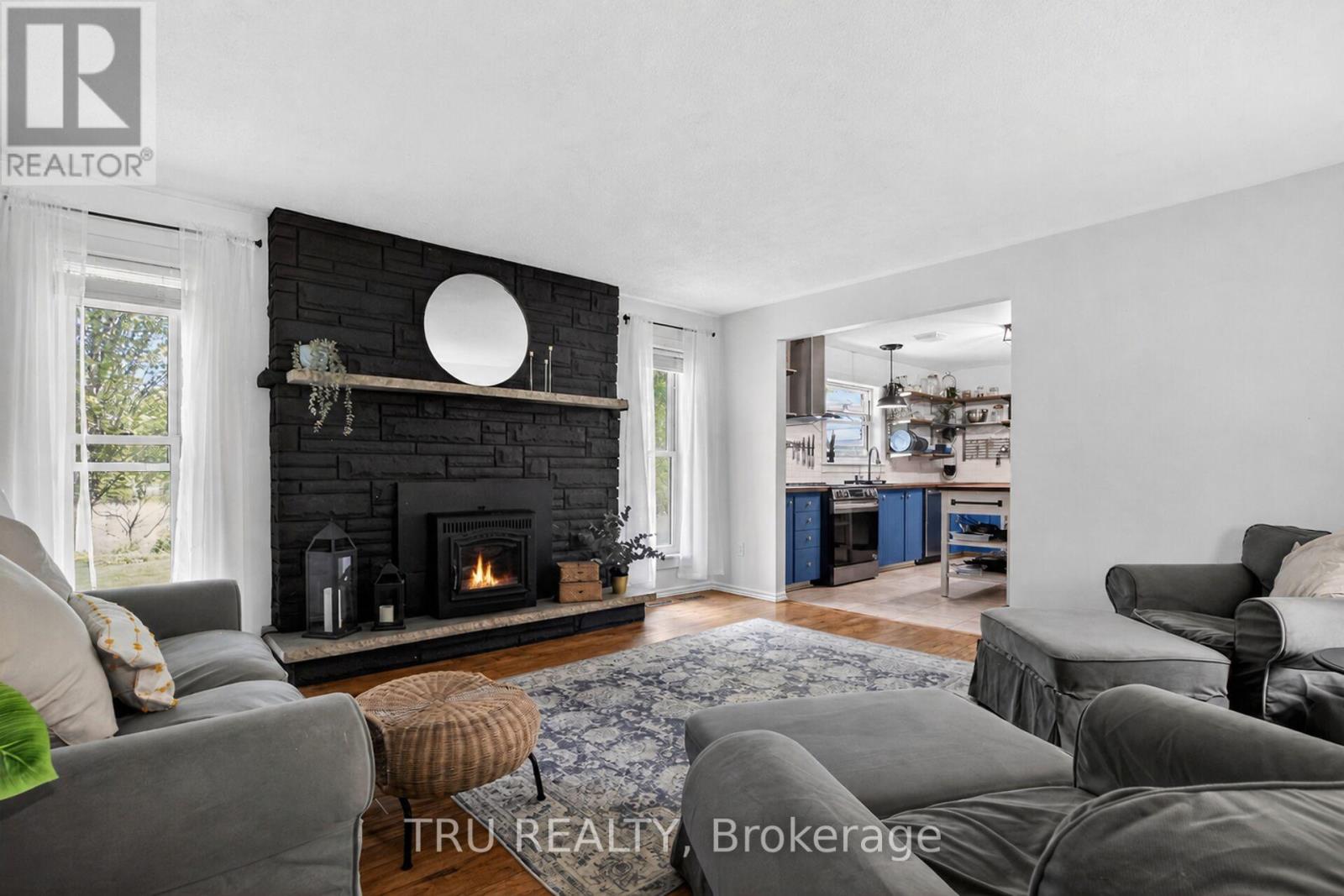 3910 HIGHLAND ROAD - Image 12