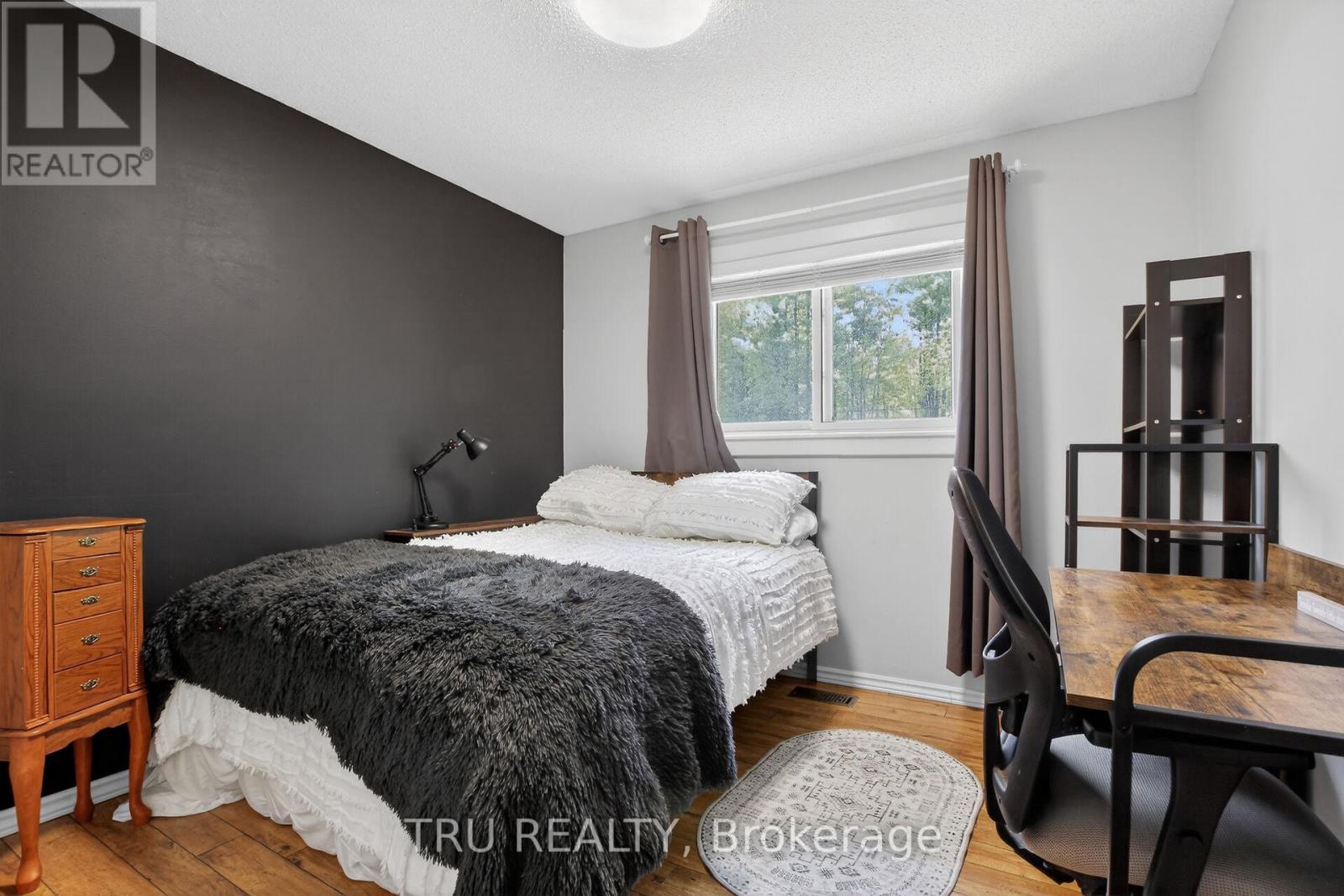 3910 HIGHLAND ROAD - 22