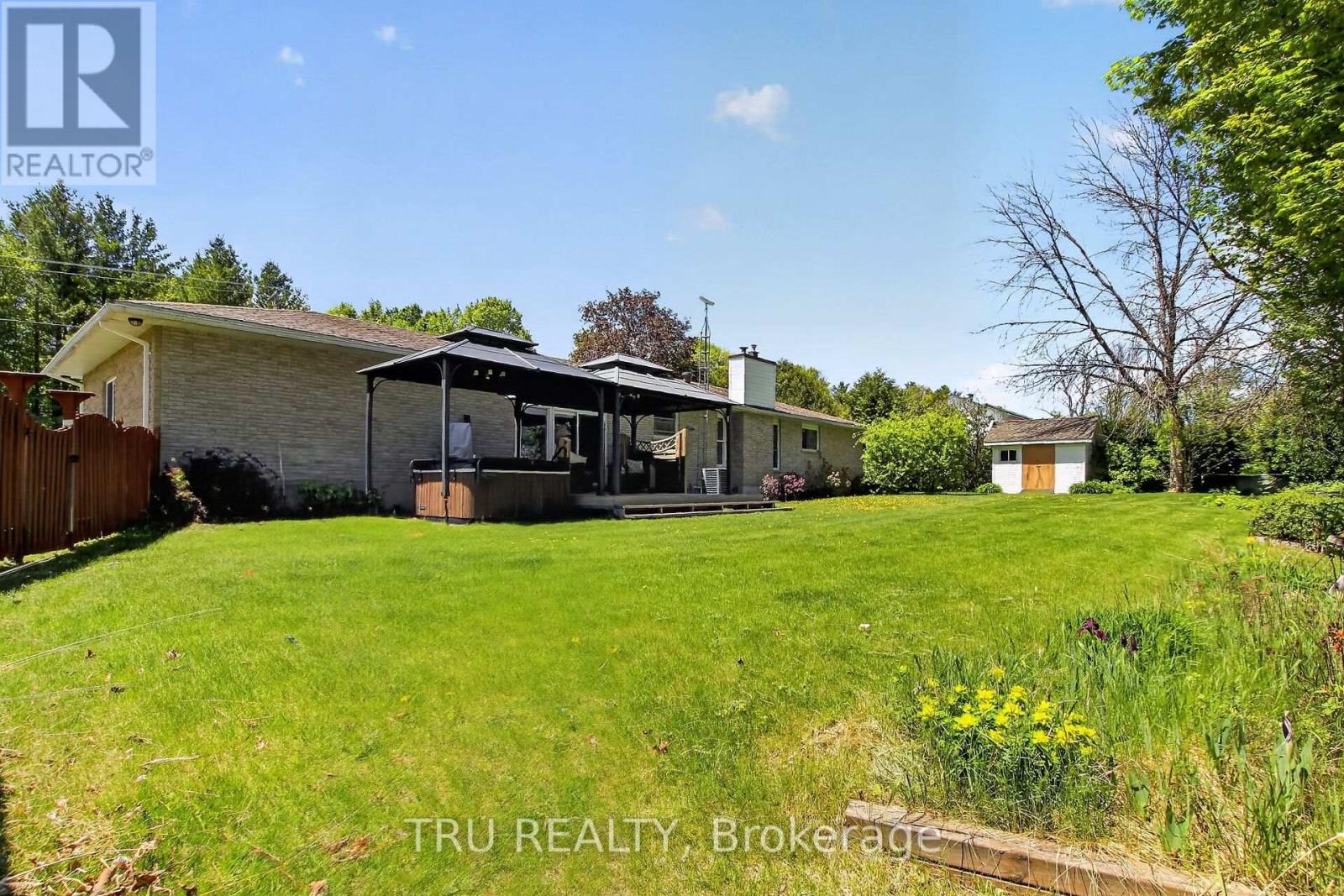 3910 HIGHLAND ROAD - Image 30