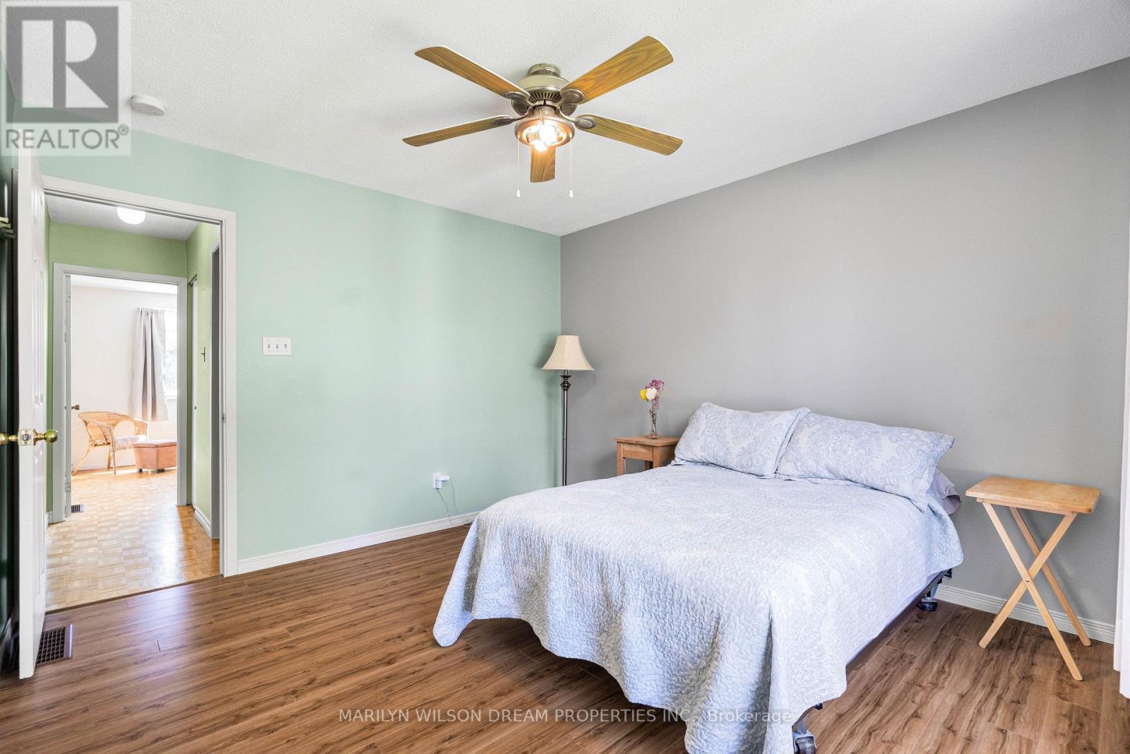 4 Bed, 2 Bath House for Sale in Ottawa – 20 COOLBROOK CRESCENT, Ottawa – MLS# X13672722 - Image 16