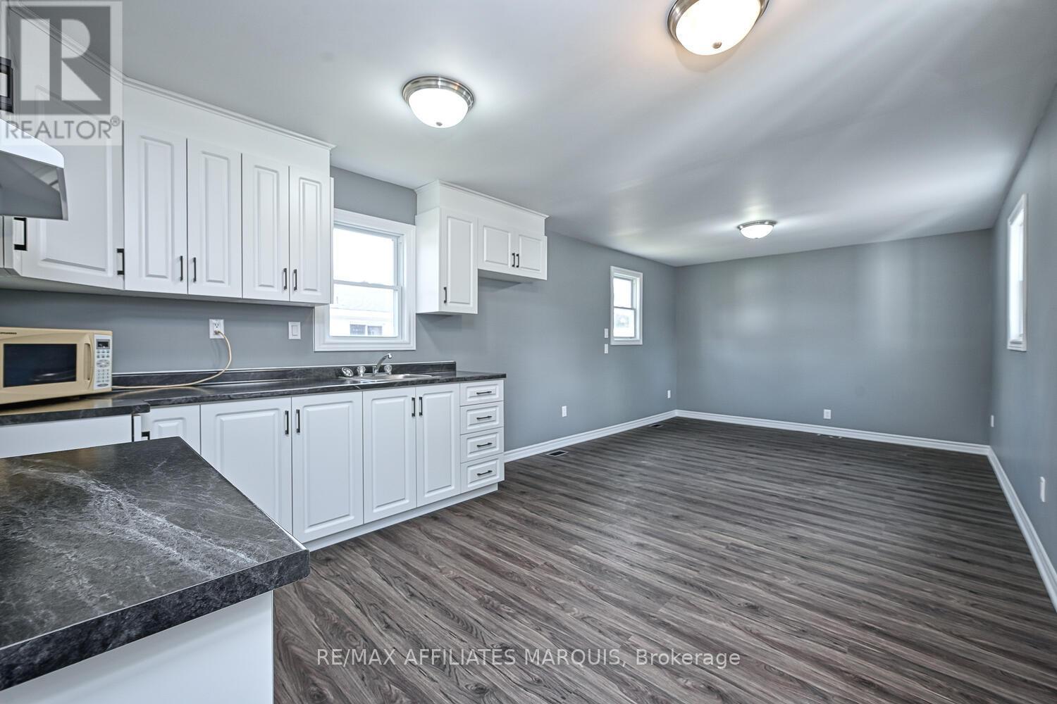 418 NICOLE STREET - 15