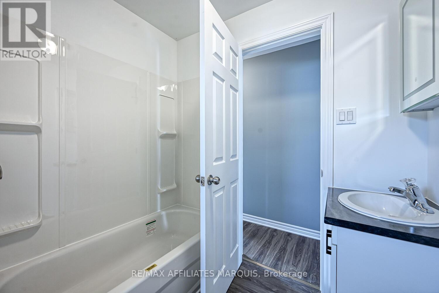 418 NICOLE STREET - Image 25
