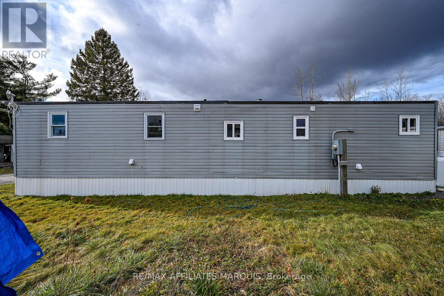 418 NICOLE STREET - 27