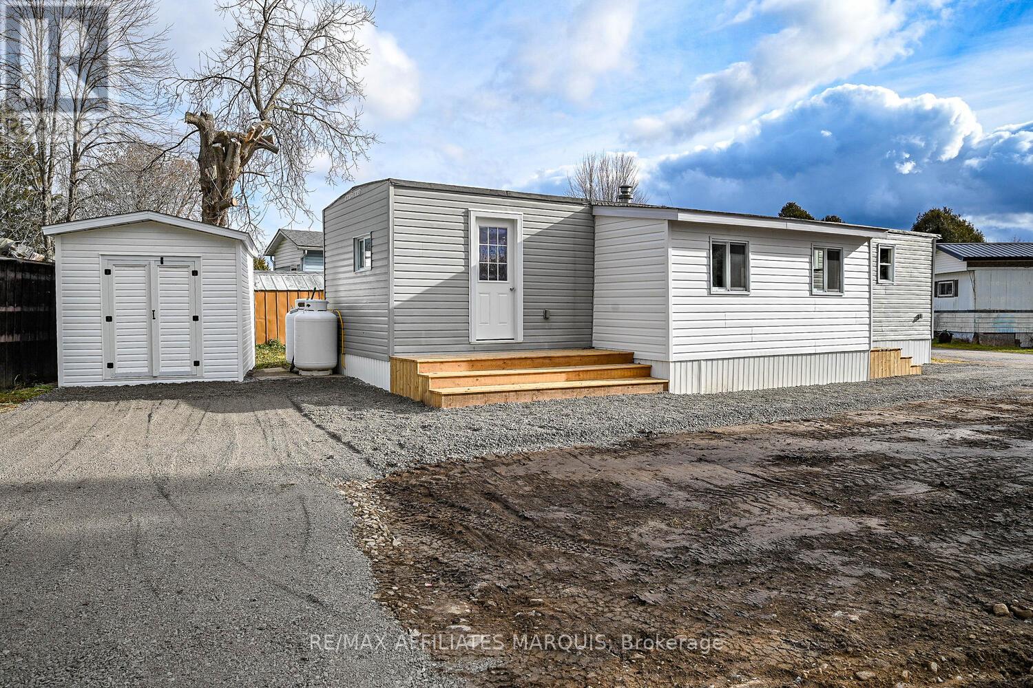 418 NICOLE STREET - Image 4