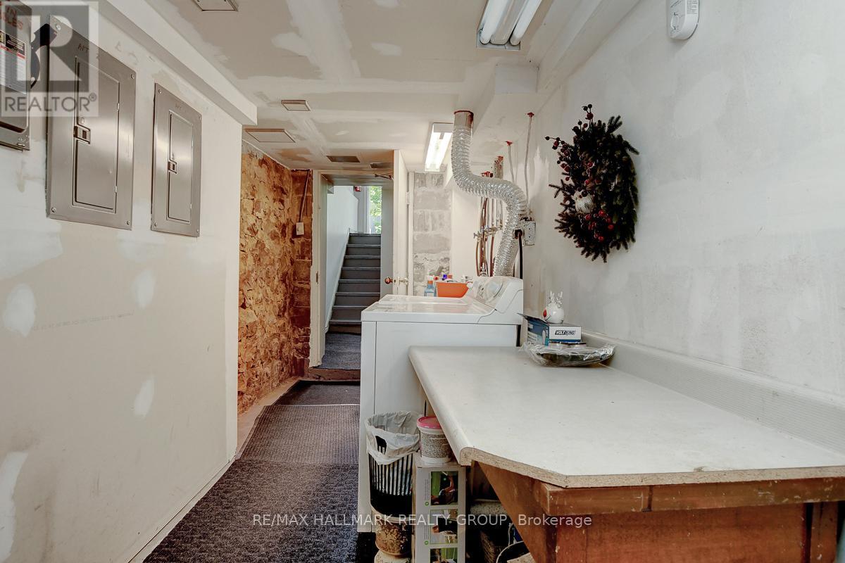 5 Bed, 5 Bath Multi-Family for Sale in Ottawa – 120 STRATHCONA AVENUE, Ottawa – MLS# X13672762 - Image 25