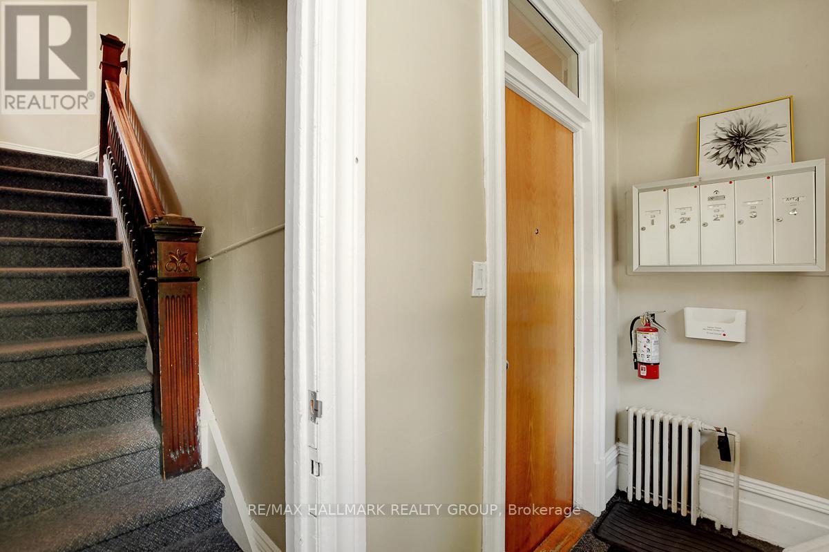 Entrance = mail on right & Apt.1 doorway