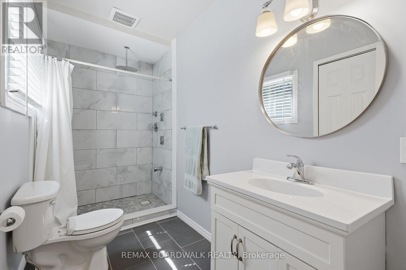 4 Bed, 4 Bath House for Sale in Ottawa – 1110 DUNNING ROAD, Ottawa – MLS# X13672798 - Image 17