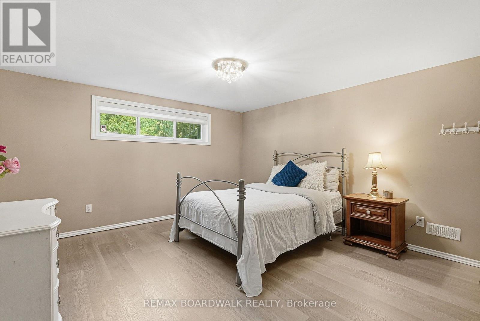 4 Bed, 4 Bath House for Sale in Ottawa – 1110 DUNNING ROAD, Ottawa – MLS# X13672798 - Image 23
