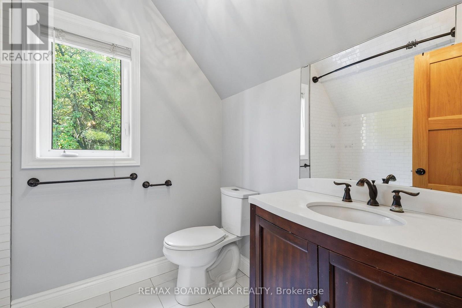 4 Bed, 4 Bath House for Sale in Ottawa – 1110 DUNNING ROAD, Ottawa – MLS# X13672798 - Image 34