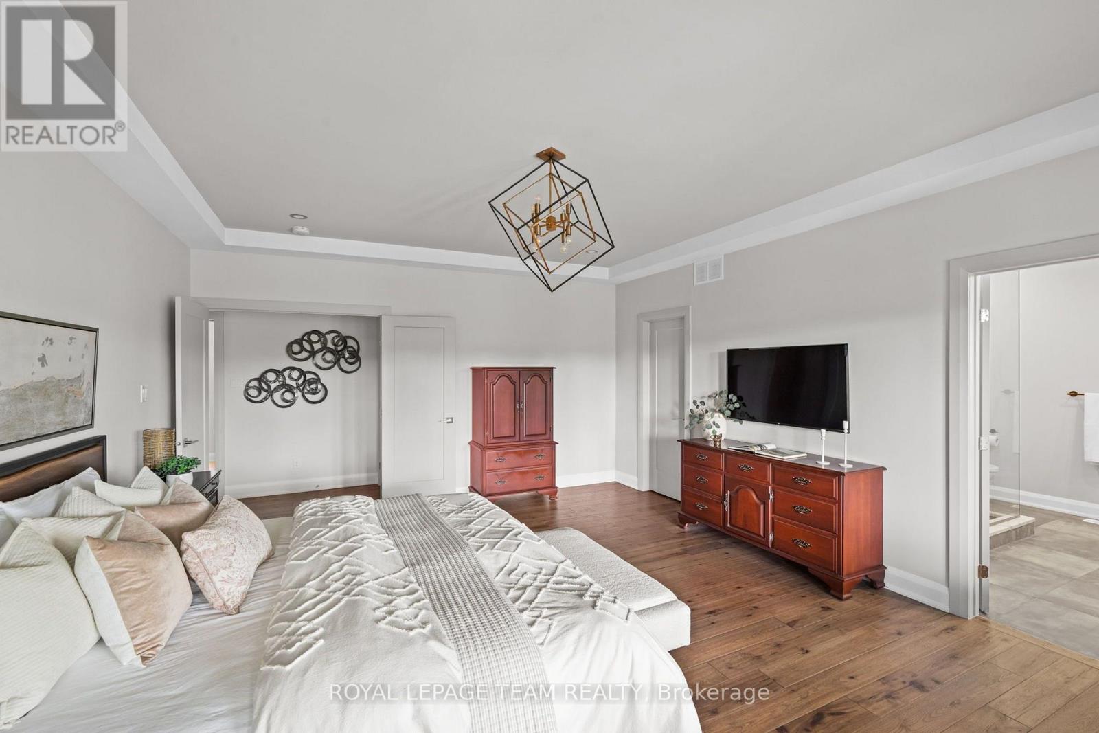 4 Bed, 4 Bath House for Sale in Ottawa – 792 MCMANUS AVENUE, Ottawa – MLS# X13672830 - Image 23