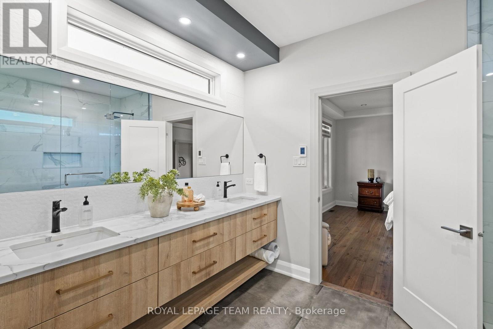 4 Bed, 4 Bath House for Sale in Ottawa – 792 MCMANUS AVENUE, Ottawa – MLS# X13672830 - Image 25