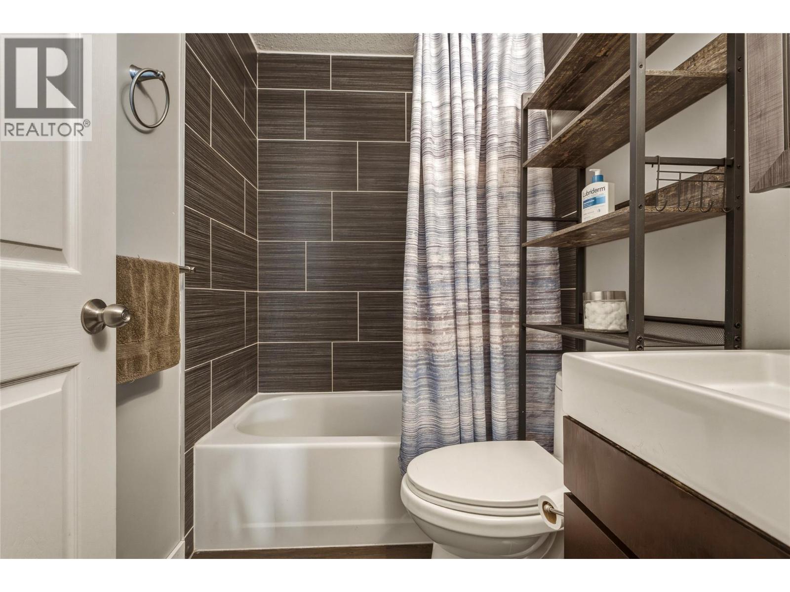 2228 Linea Crescent - Image 16