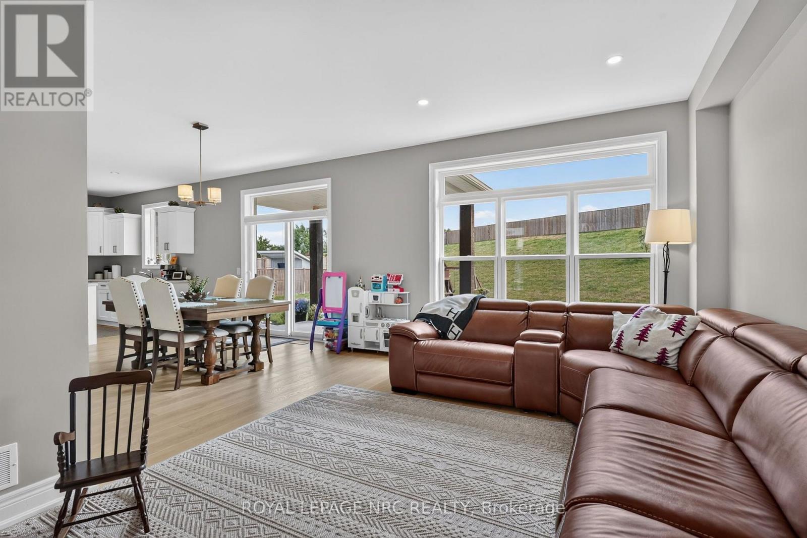 4162 VILLAGE CREEK DRIVE - 10