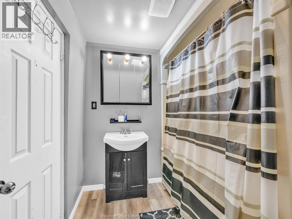 103 LAIRD - Image 24