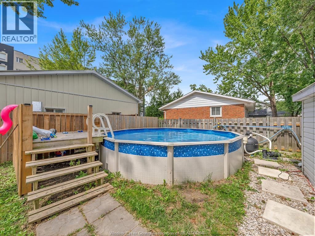 103 LAIRD - Image 28