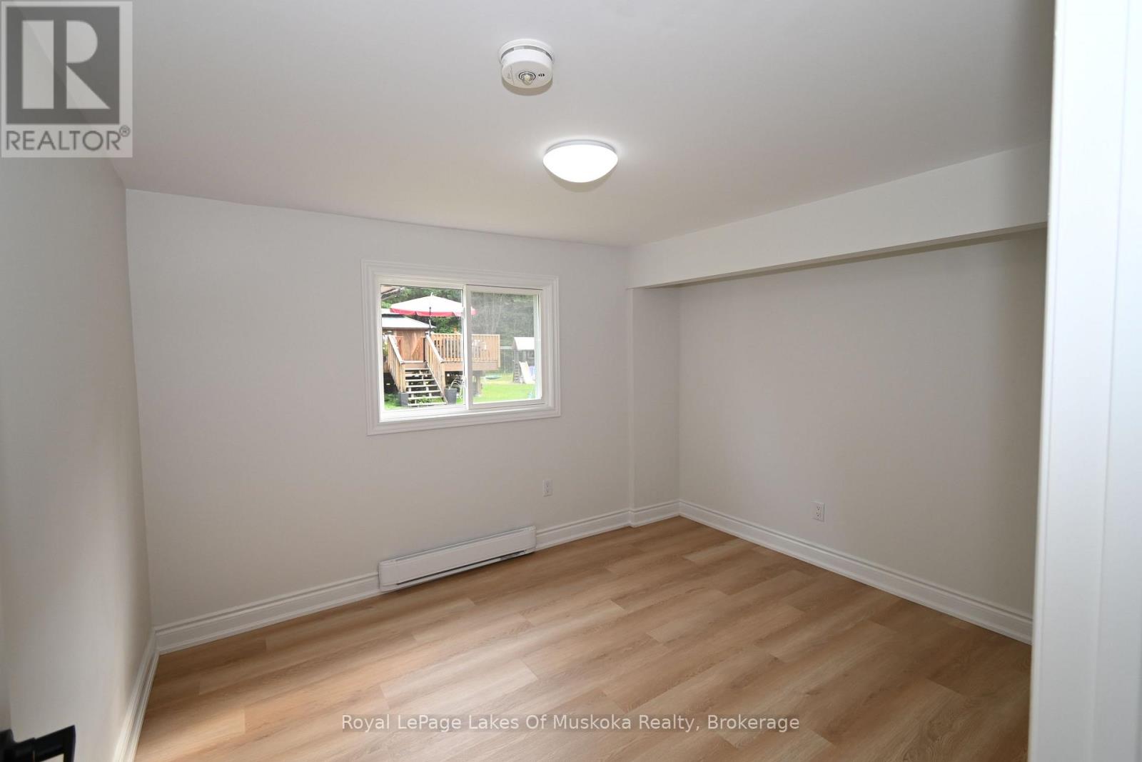 #UNIT 2 7826 LAKE JOSEPH ROAD - Image 14