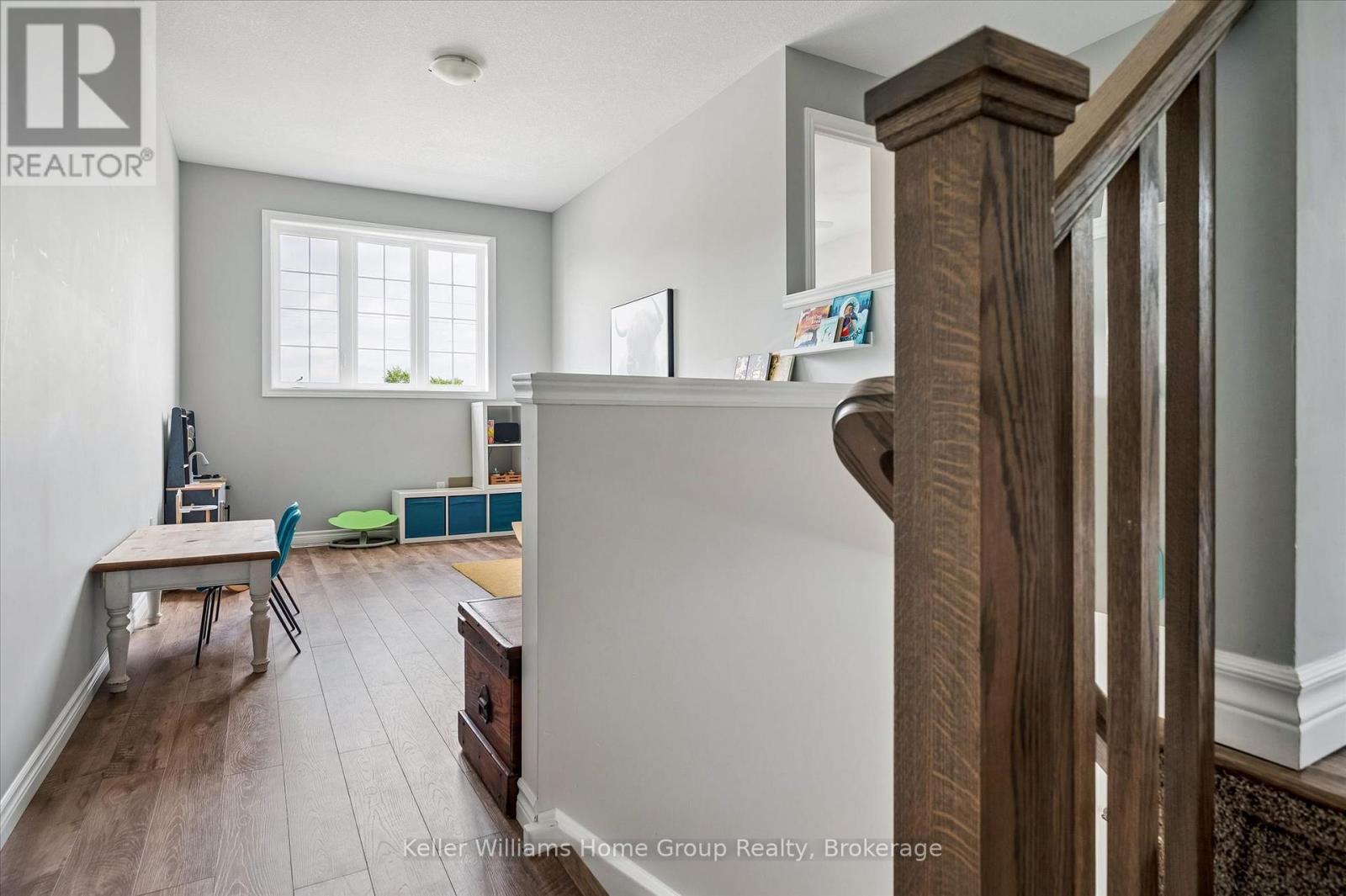 898A GZOWSKI STREET - Image 19