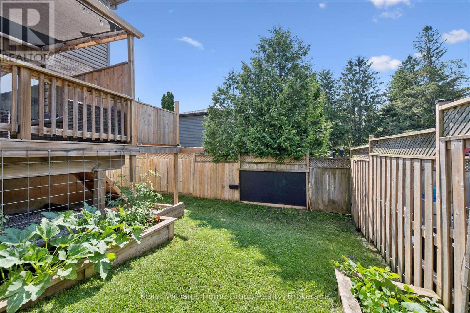 898A GZOWSKI STREET - 44