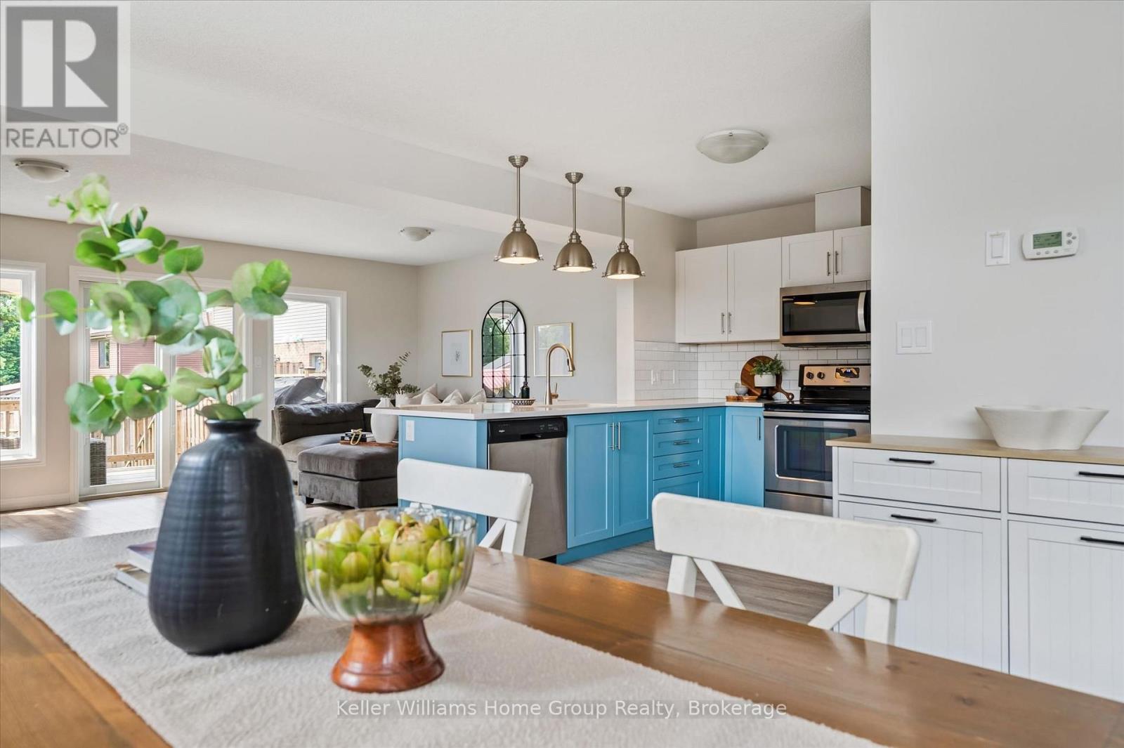 898A GZOWSKI STREET - Image 9